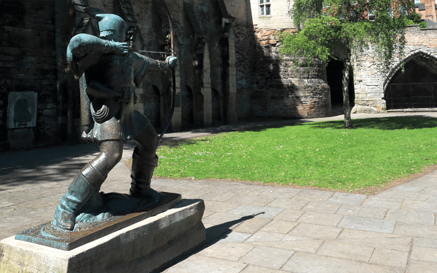 Robin Hood Statue in Nottingham